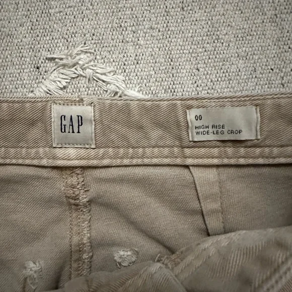 GAP High Rise Wide Leg Crop Khaki Chinos - Picture 3 of 7